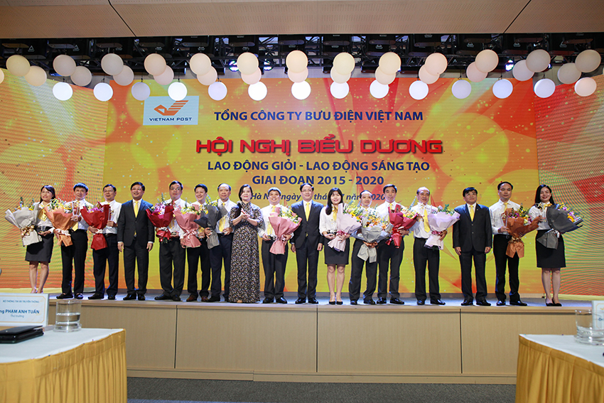 Vietnam Post biểu dương các điển hình tiến tiến trên toàn quốc