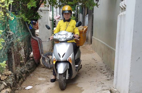 Nữ bưu tá tận tụy của huyện đảo Lý Sơn