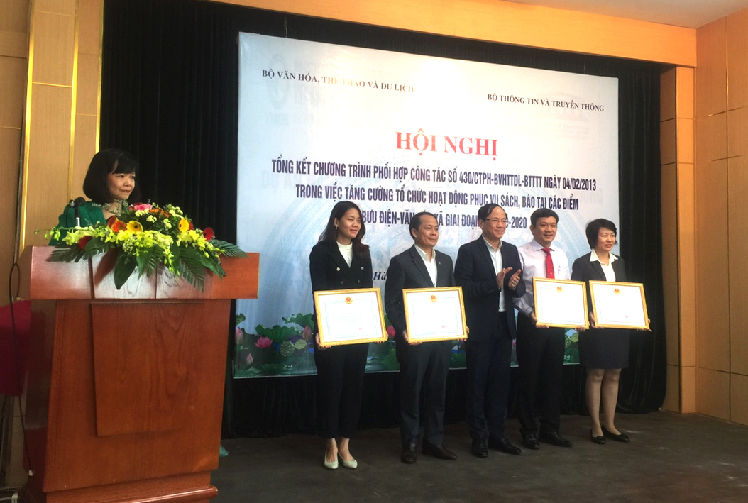 Bưu điện - Văn hóa xã góp phần nâng cao văn hóa đọc