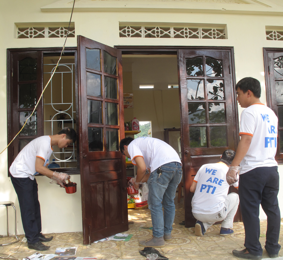 Bưu điện tỉnh Hòa Bình khang trang các điểm BĐ-VHX tại xã Lạc Thịnh và xã Đoàn Kết