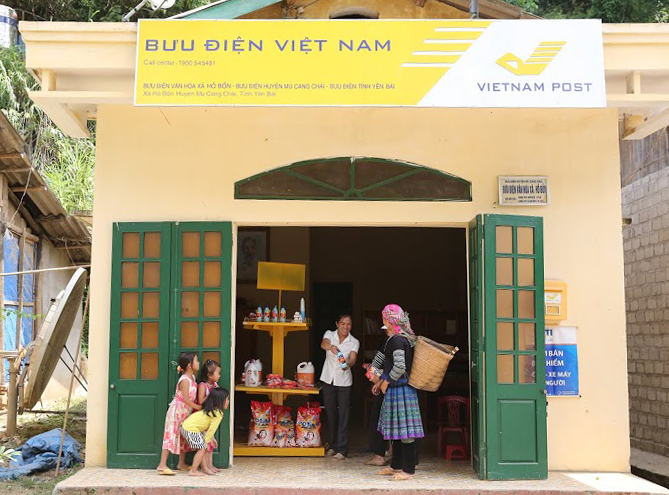  Thi đua bán hàng tiêu dùng giỏi tại các điểm Bưu điện - Văn hóa xã