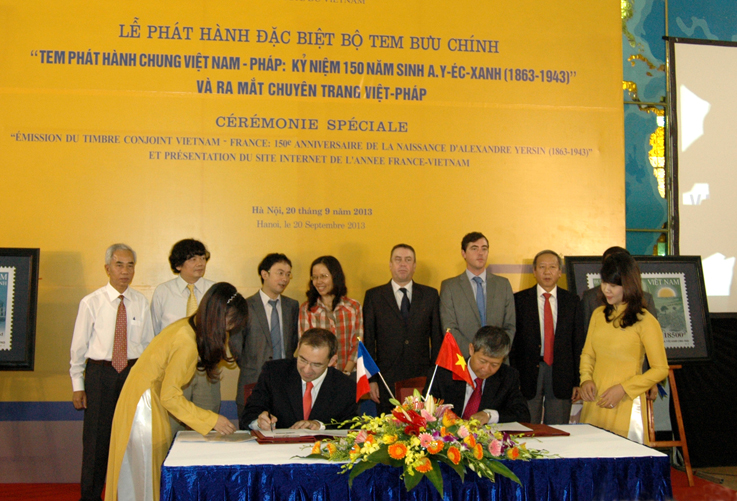 Phát hành đặc biệt bộ tem "Tem phát hành chung Việt Nam - Pháp: Kỷ niệm 150 năm sinh A.Yersin (1863 - 1943)" và ra mắt Chuyên trang Việt – Pháp