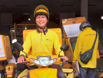 Lê Công Tiển – Người bưu tá chiếm trọn lòng tin của khách hàng