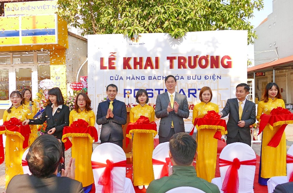 Khai trương cửa hàng tiện lợi Postmart tại Quận Long Biên, Hà Nội