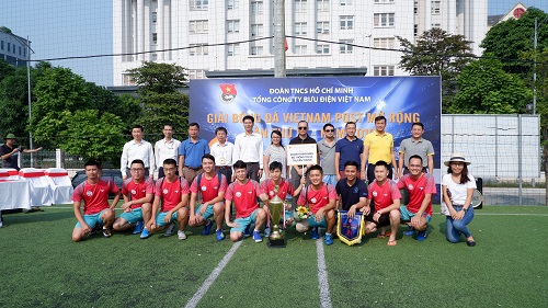Khai mạc giải bóng đá Vietnam Post mở rộng lần thứ VI