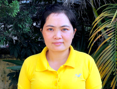 Nữ nhân viên Bưu điện tận tình, trách nhiệm
