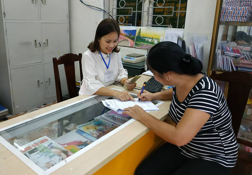Thà ướt người chứ không để hàng ướt