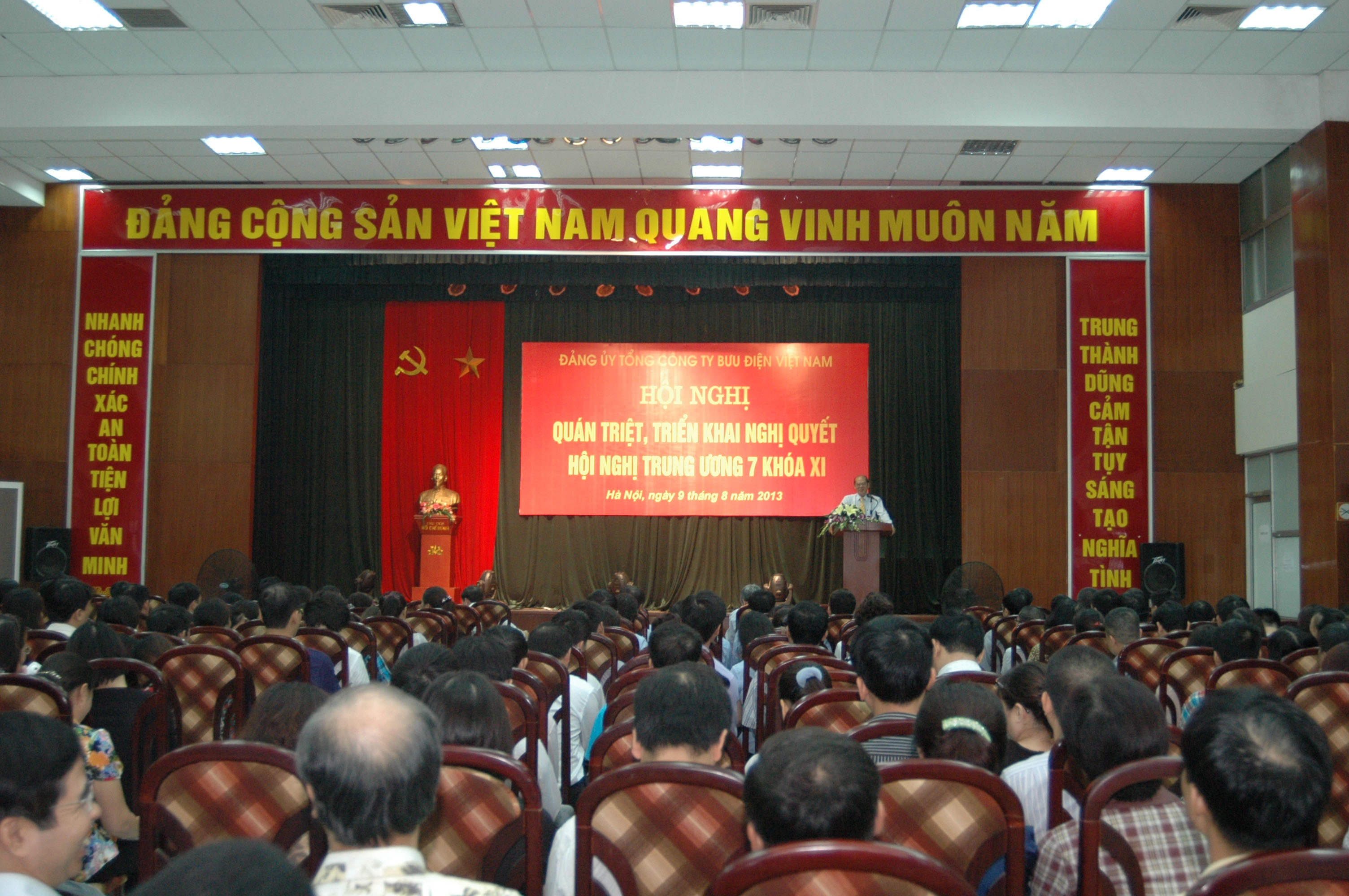 Tổ chức học tập, quán triệt Nghị quyết Hội nghị lần thứ 7 Ban chấp hành Trung ương Đảng (khóa XI)
