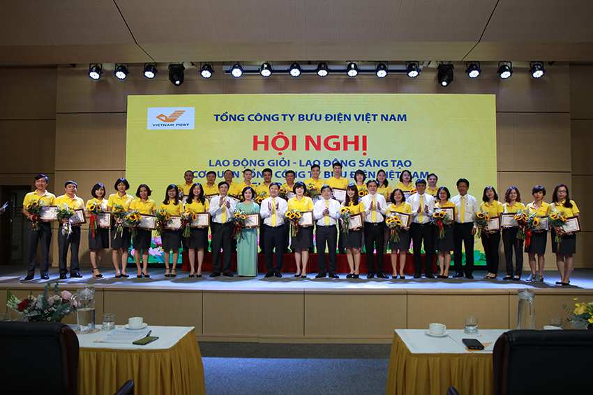 Nhiều tập thể, cá nhân được vinh danh tại Hội nghị Lao động giỏi - Lao động sáng tạo khối cơ quan Tổng công ty