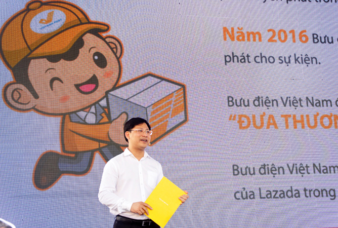 Bưu điện Việt Nam đồng hành cùng Lazada trong “Cách mạng mua sắm”