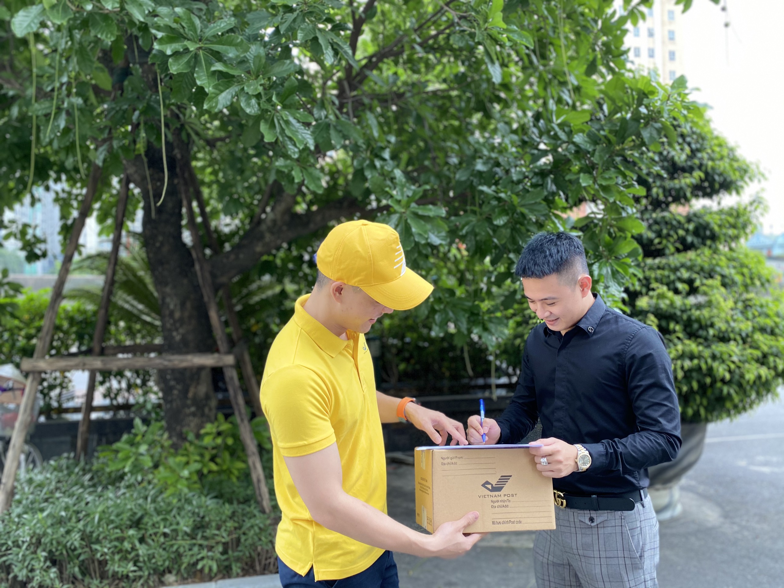 Đa dạng tiện ích dịch vụ cho khách hàng Thương mại điện tử