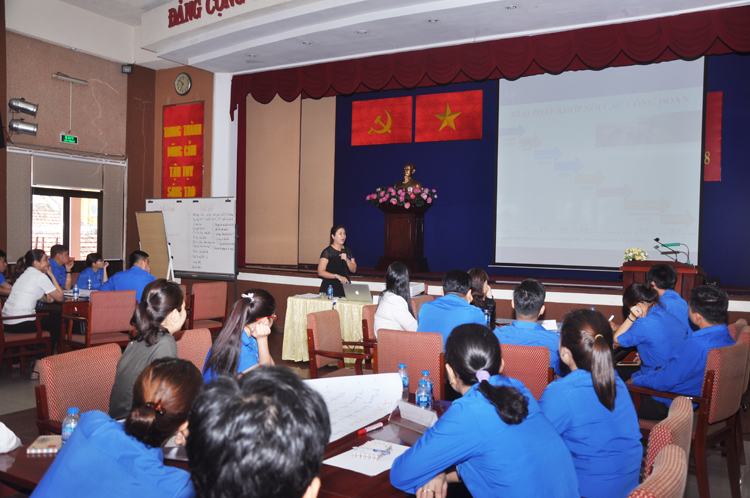 Đoàn viên thanh niên Bưu điện TP. Hồ Chí Minh phải xung kích, quyết liệt trong mọi hoạt động