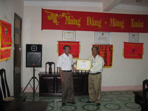 Người bưu tá tận tụy