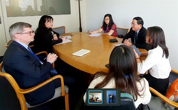 Promote multilateral cooperation with POC and comprehensive strategic partnership with La Poste