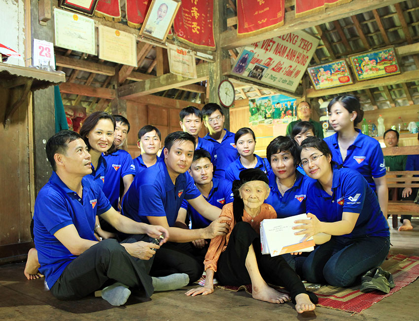 Đoàn Thanh niên Tổng công ty tri ân các Anh hùng liệt sỹ