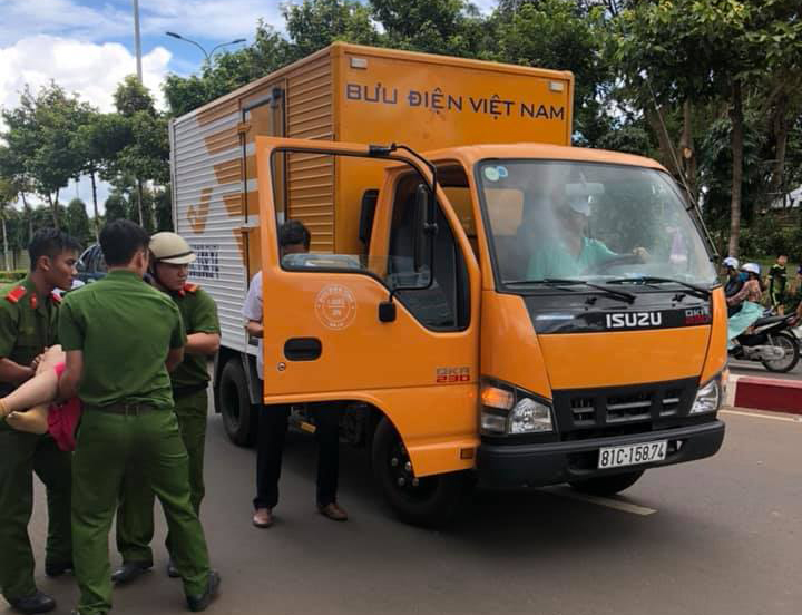Lái xe Bưu điện tỉnh Gia Lai kịp thời cứu người trong cơn nguy kịch