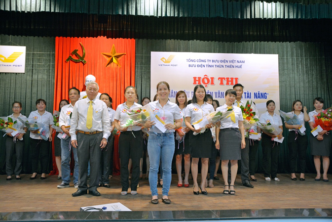 Bưu điện tỉnh Thừa Thiên Huế tổ chức hội thi “Nhân viên BĐ-VHX tài năng”