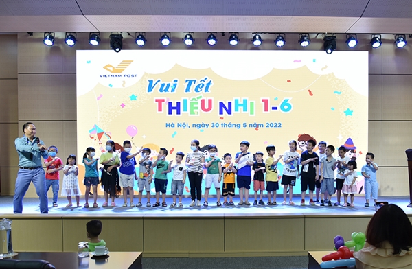 Khối Cơ quan Tổng công ty tổ chức chương trình vui tết thiếu nhi 01/06