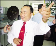 Giám đốc Bưu điện huyện Thanh Chương (Nghệ An) Thái Văn Sung: “Không cao, nhưng người khác vẫn phải ngước nhìn…”