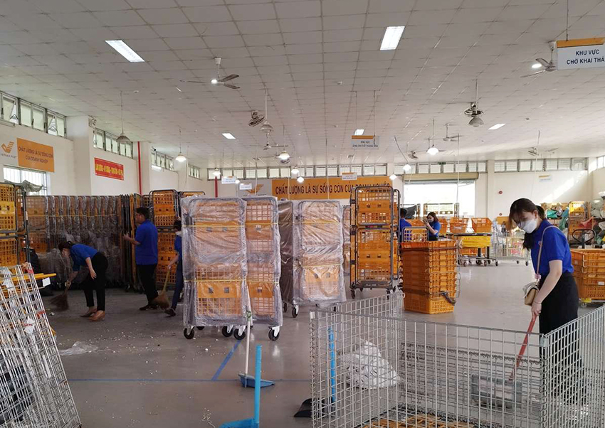 Đoàn thanh niên Bưu điện tỉnh Sóc Trăng ra quân vệ sinh 5S