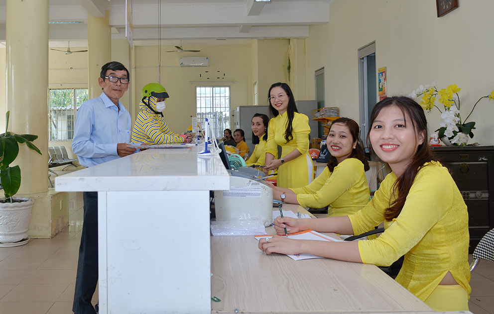 Những cô gái mạnh mẽ tại Bưu điện thị xã Gò Công