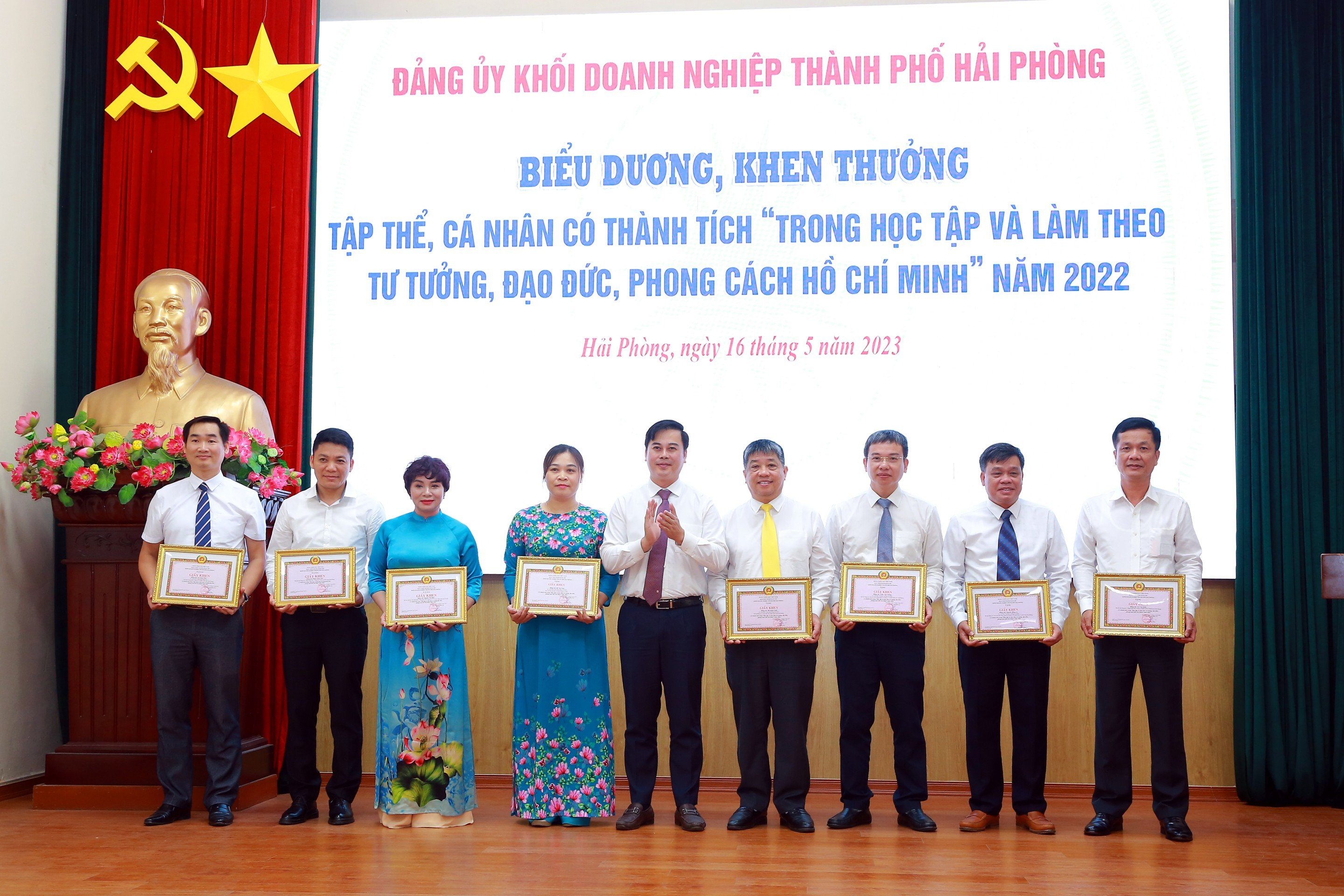 Bưu điện TP. Hải Phòng đẩy mạnh học tập và làm theo tư tưởng, đạo đức, phong cách Hồ Chí Minh”