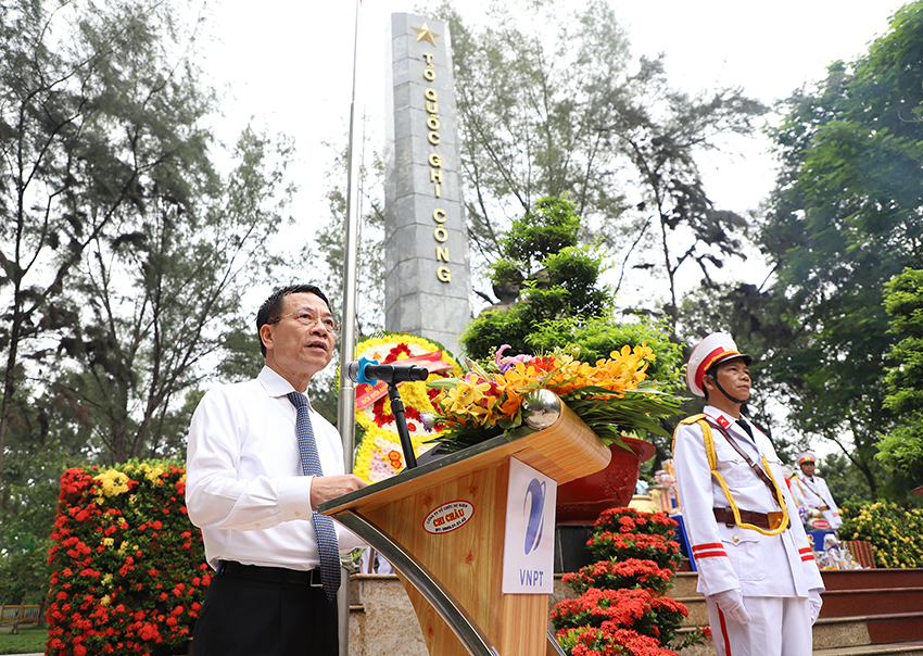 Dâng hương tưởng niệm các Anh hùng, Liệt sĩ ngành Thông tin và Truyền thông