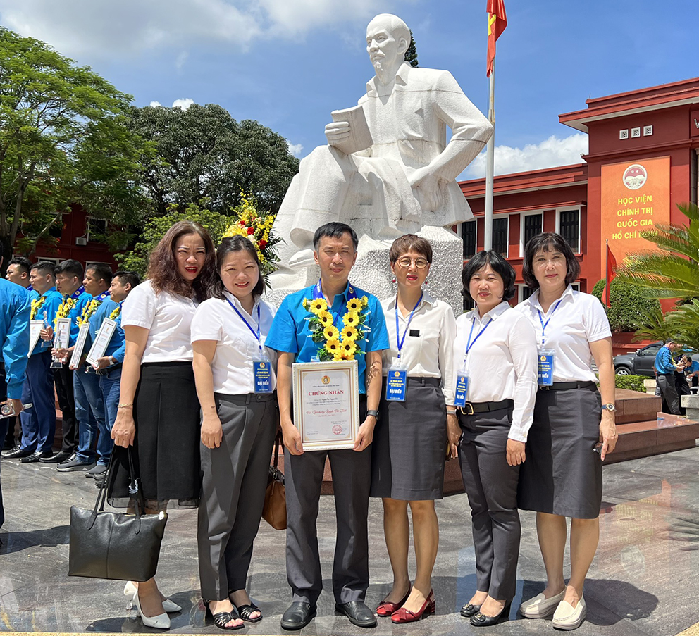 01 cá nhân của Bưu điện Việt Nam được trao Giải thưởng Nguyễn Đức Cảnh lần thứ IV năm 2023