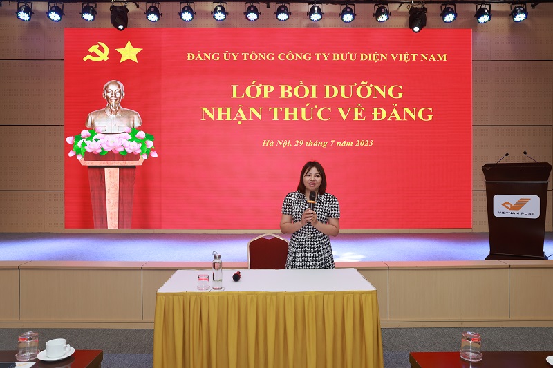 Đảng ủy Tổng công ty Bưu điện Việt Nam khai giảng Lớp bồi dưỡng nhận thức về Đảng cho 100 quần chúng ưu tú