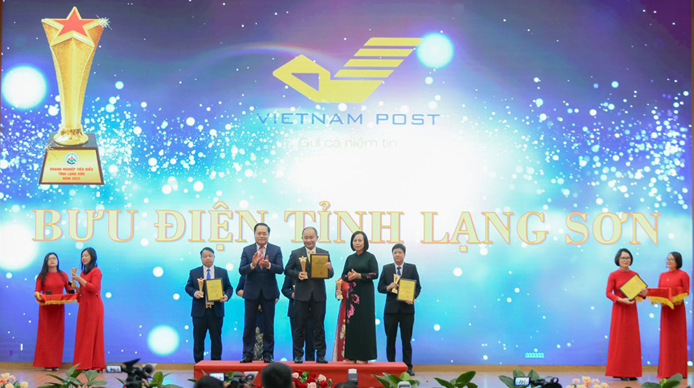 Tôn vinh danh hiệu “Doanh nhân, doanh nghiệp tiêu biểu tỉnh Lạng Sơn” năm 2023