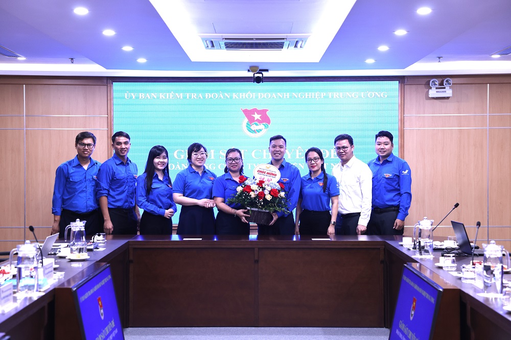 Ủy ban Kiểm tra Đoàn Khối Doanh nghiệp Trung ương thực hiện giám sát chuyên đề đối với Đoàn Tổng công ty Bưu điện Việt Nam