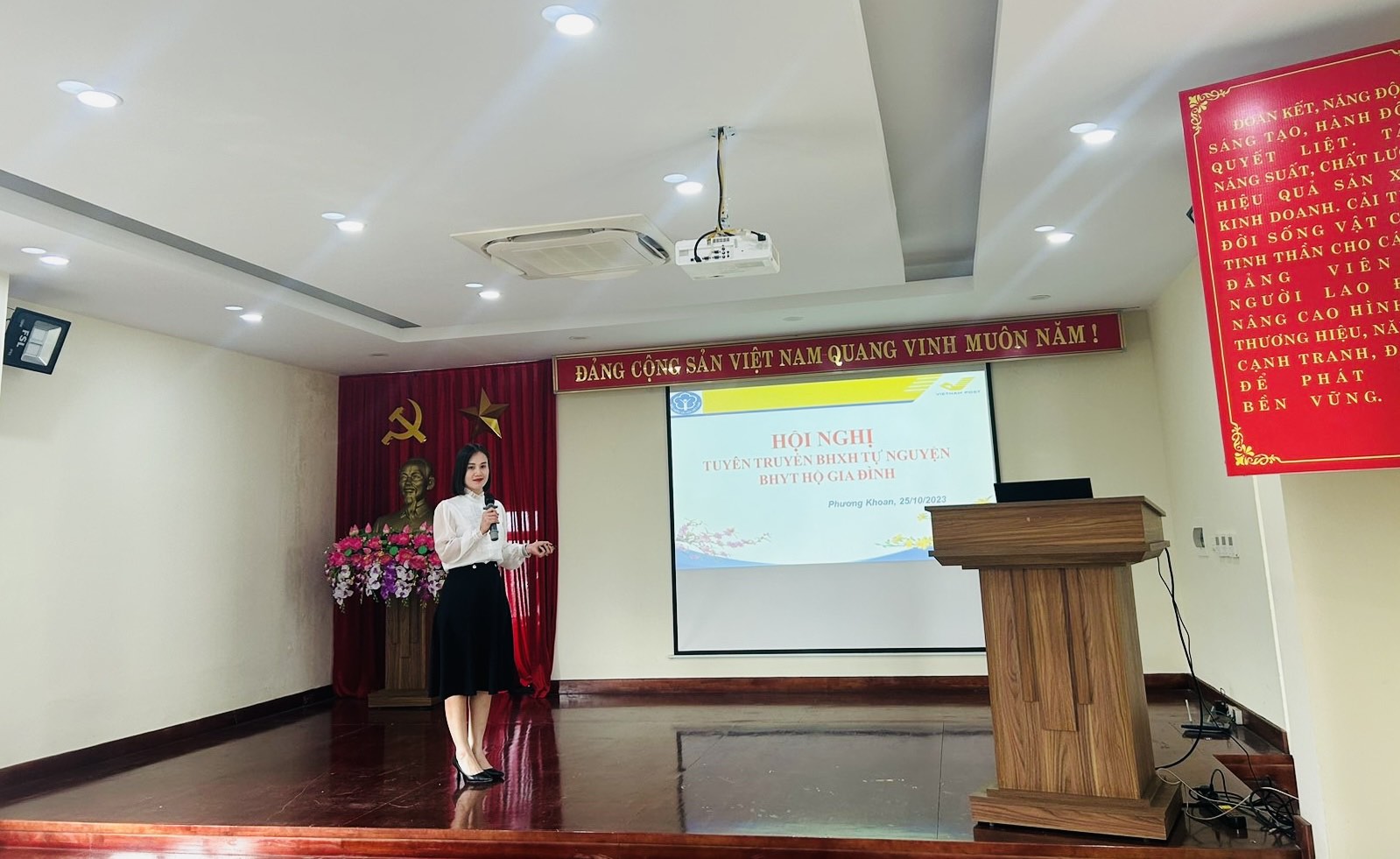 Bưu điện tỉnh Vĩnh Phúc: Tập huấn kỹ năng thuyết trình về BHXH, BHYT