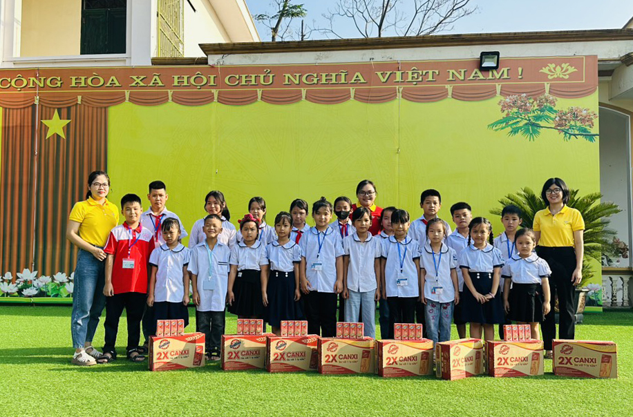 Hành trình “Trao dinh dưỡng vì tương lai Việt Nam cao lớn tự tin” đến với trẻ em tỉnh Vĩnh Phúc