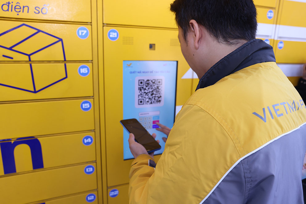 Nhận hàng thuận tiện hơn với Trạm giao nhận thông minh