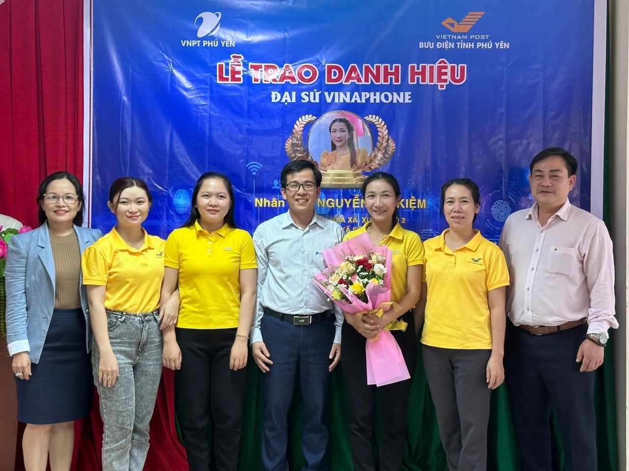 Chân dung 5 đại sứ Vinaphone của Bưu điện Việt Nam