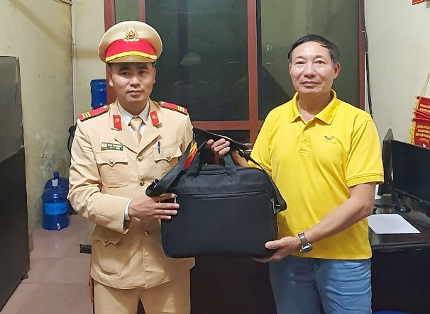 Hành động đẹp của nhân viên Bưu điện huyện Lục Nam