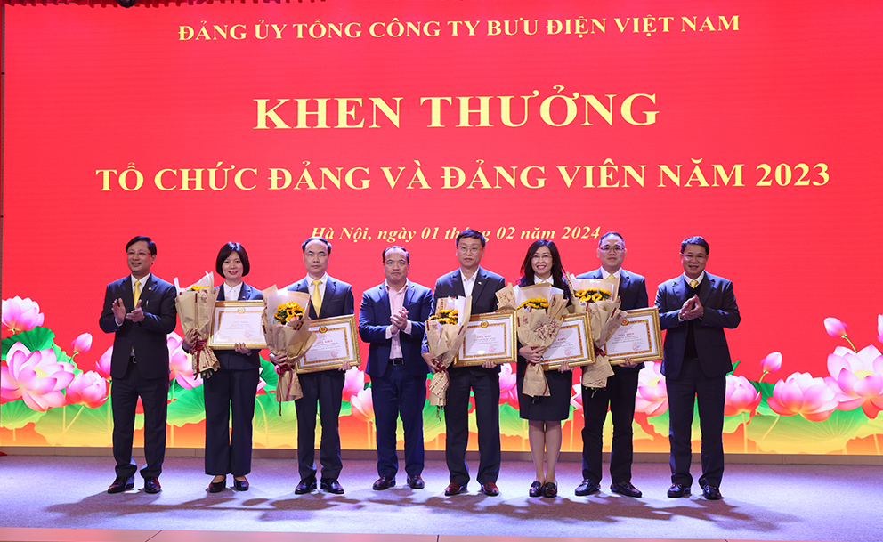Kỷ niệm 94 năm Ngày thành lập Đảng Cộng sản Việt Nam