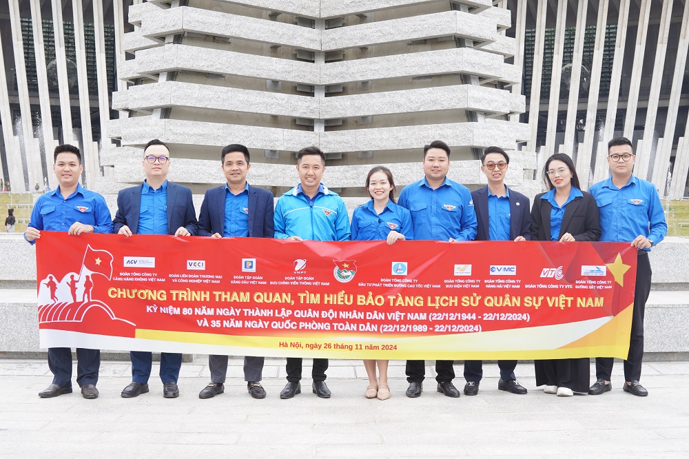 Tuổi trẻ Bưu điện Việt Nam tổ chức sinh hoạt chính trị kỷ niệm 80 năm Ngày thành lập Quân đội Nhân dân Việt Nam – 35 năm Ngày hội Quốc phòng Toàn dân