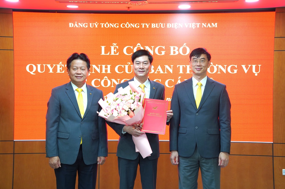 Đảng ủy Tổng công ty công bố quyết định về công tác cán bộ