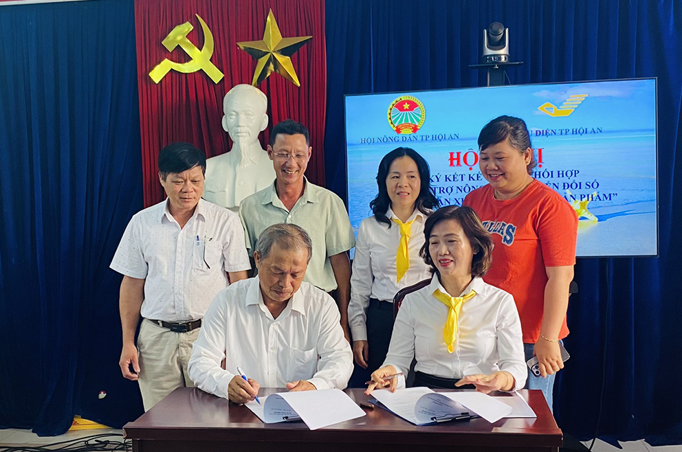 Hội Nông dân và Bưu điện thành phố Hội An hợp tác chuyển đổi số