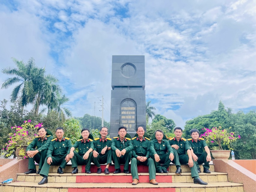 Hội Cựu chiến binh Bưu chính - Viễn thông tỉnh Đắk Lắk và hành trình về nguồn thăm Quê Bác