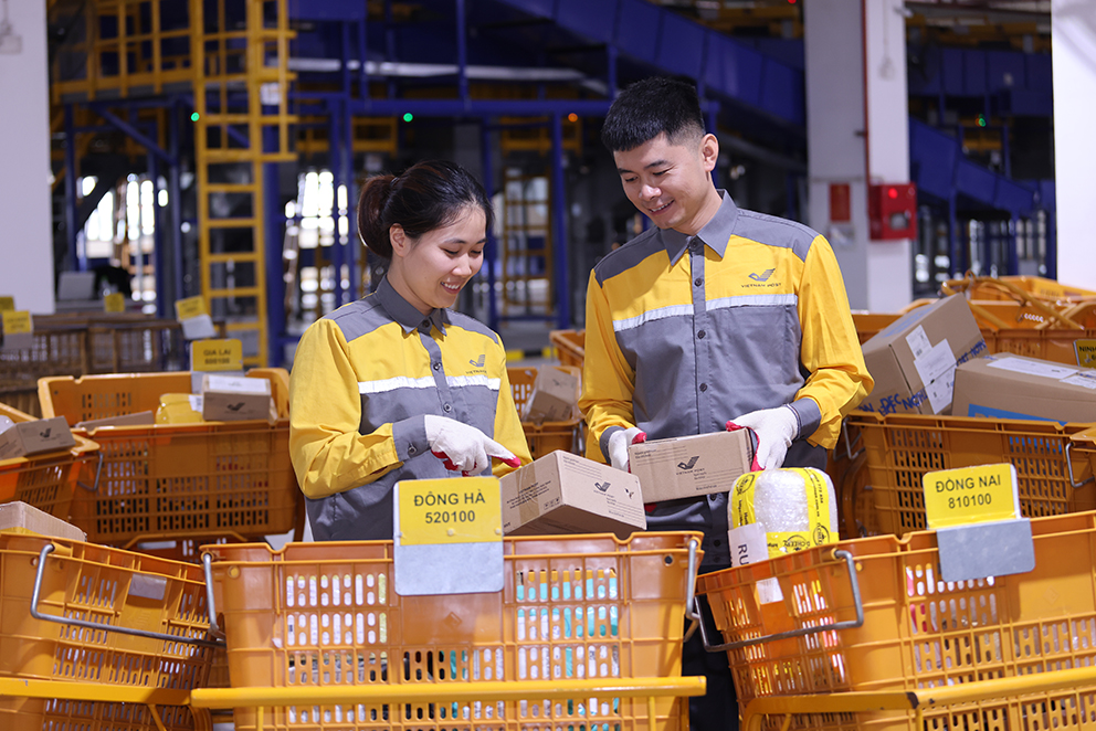 Tiếp tục tăng cường sự lãnh đạo của Đảng đối với công tác an toàn, vệ sinh lao động trong tình hình mới
