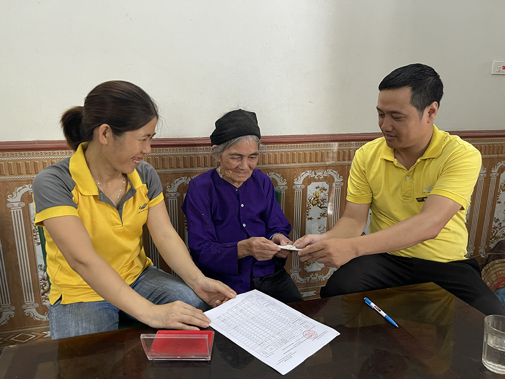 Nhận lương hưu tại nhà qua Bưu điện, tin cậy, văn minh