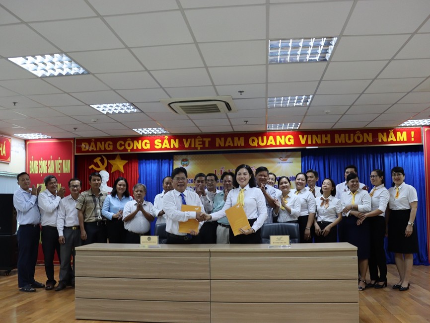 Bưu điện tỉnh Bến Tre và Hội Nông dân tỉnh triển khai kế hoạch phát triển người tham gia bảo hiểm xã hội