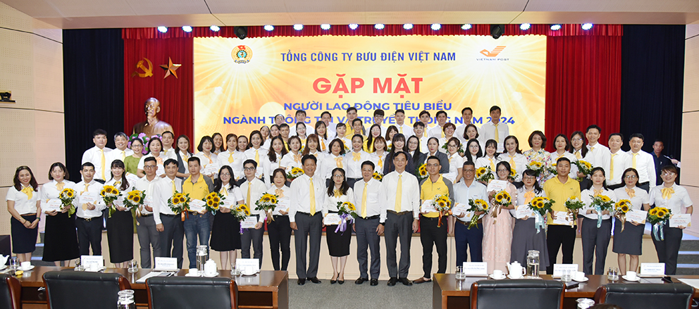 Gặp mặt 65 lao động tiêu biểu ngành Thông tin và Truyền thông của Tổng công ty Bưu điện Việt Nam