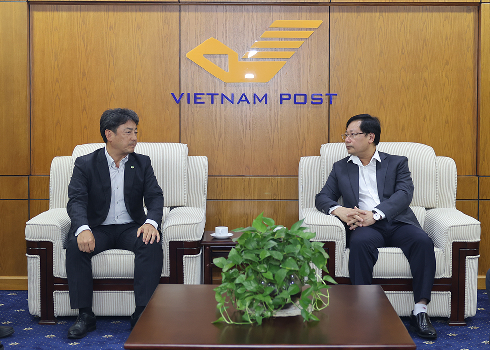 Tổng Giám đốc Chu Quang Hào tiếp và làm việc với Đoàn công tác cấp cao Tập đoàn Hitachi Nhật Bản